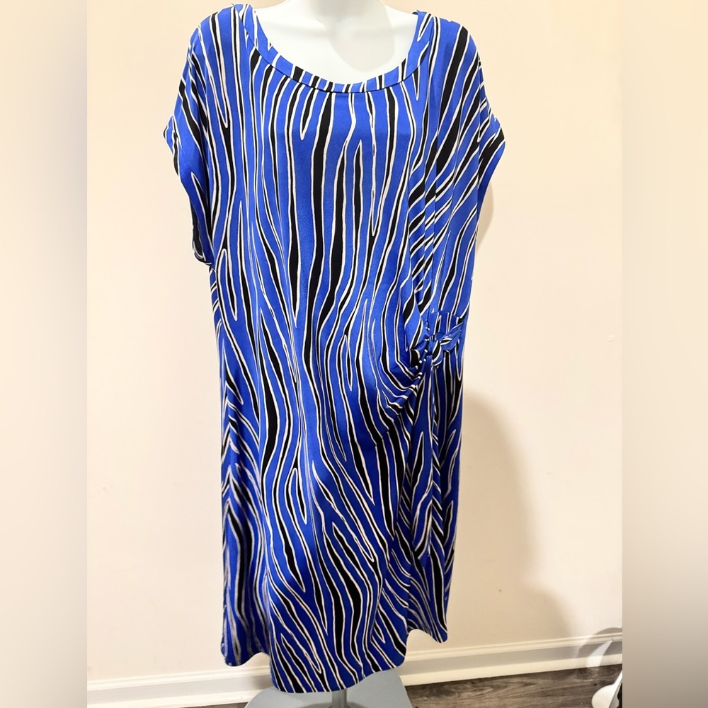 Dana Buchman Blue Black Asymmetrical Dolman Sleeve Dress
